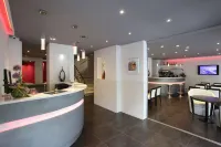 Hôtel Foch Hotels in Orleix