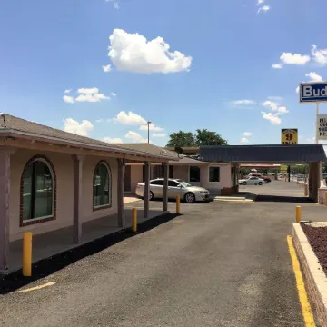 Roswell Inn