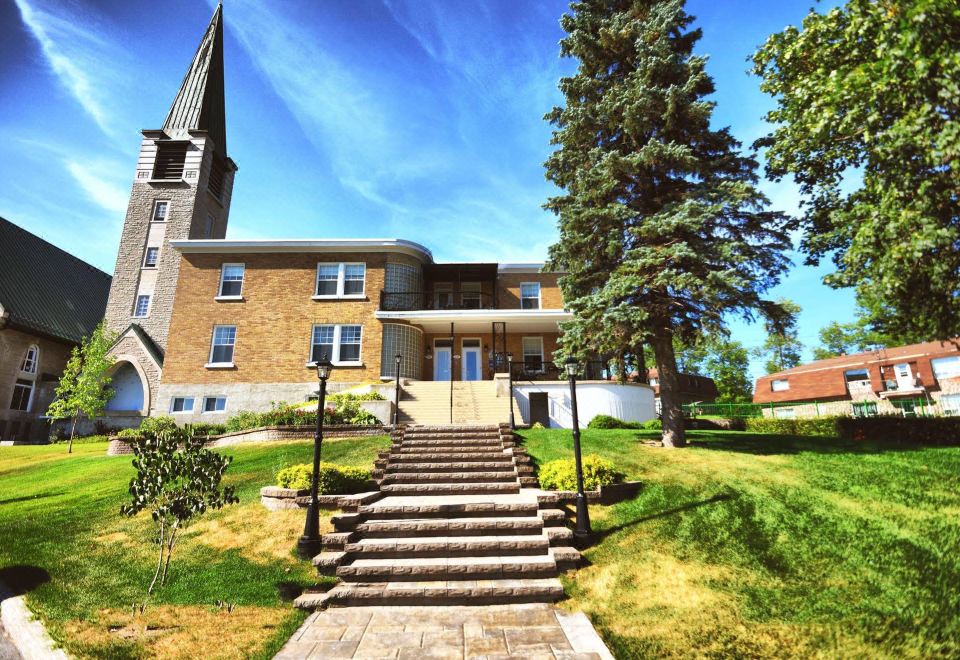Auberge le St-Georges - Housity