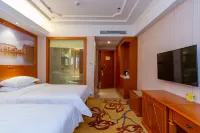 Vienna Hotel (Huizhou Boluo High Speed Rail Central Bus Station Hotel)