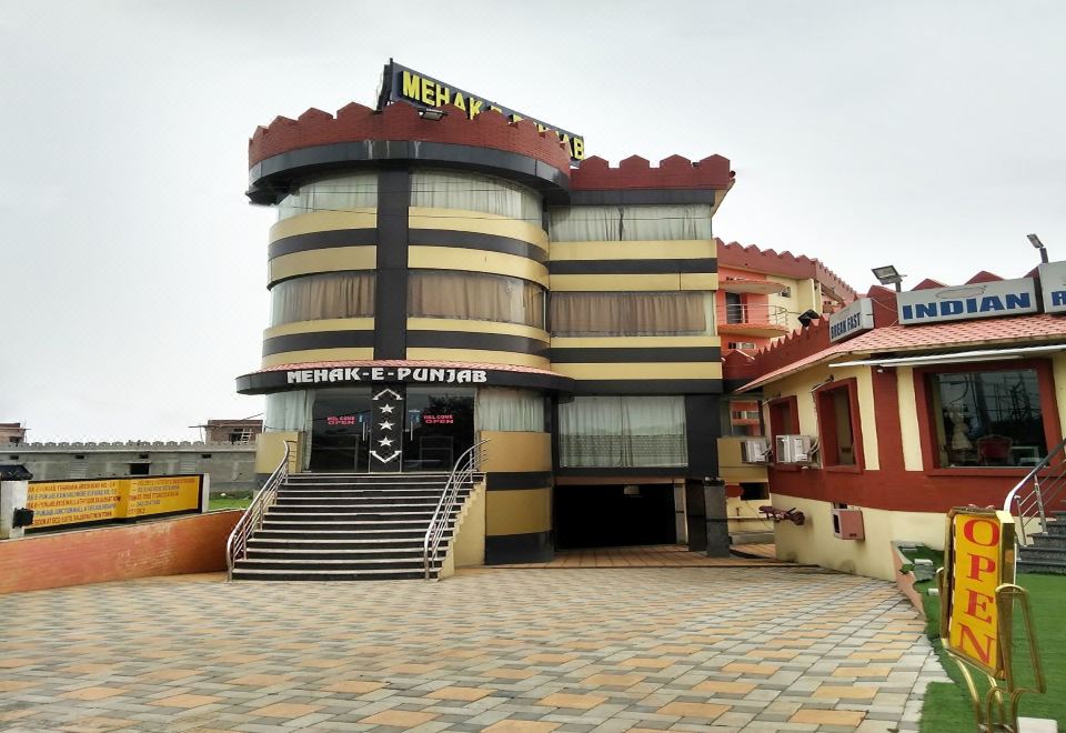 hotel overview picture