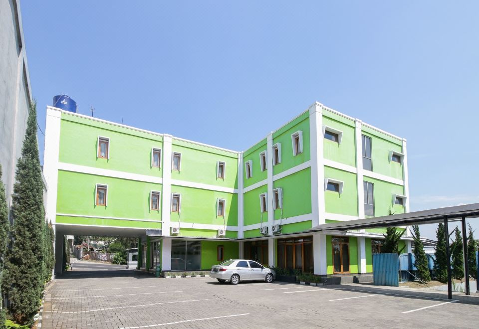 hotel overview picture