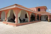 Bed & Breakfast Villa Corallo Parcheggio Privato Hotels in Porto Cesareo