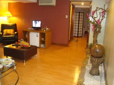 Atrium Hotel Hotels in Paco