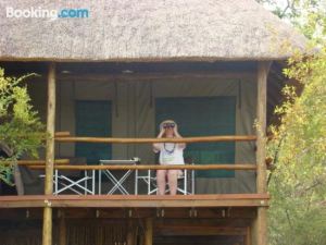 Muweti Bush Lodge