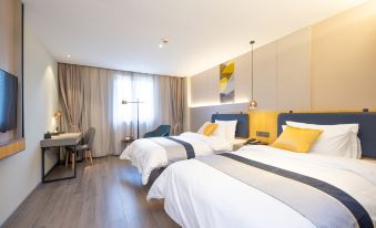 Home Inn Selected (Nanjing Xinjiekou Metro Station Hongwu Road Pedestrian Street)