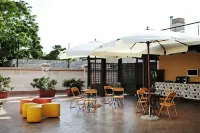 B&B Al Porto Novo Các khách sạn gần Divinae Follie discotheatre
