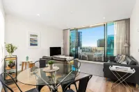 Waterfront Melbourne Apartments - Condos