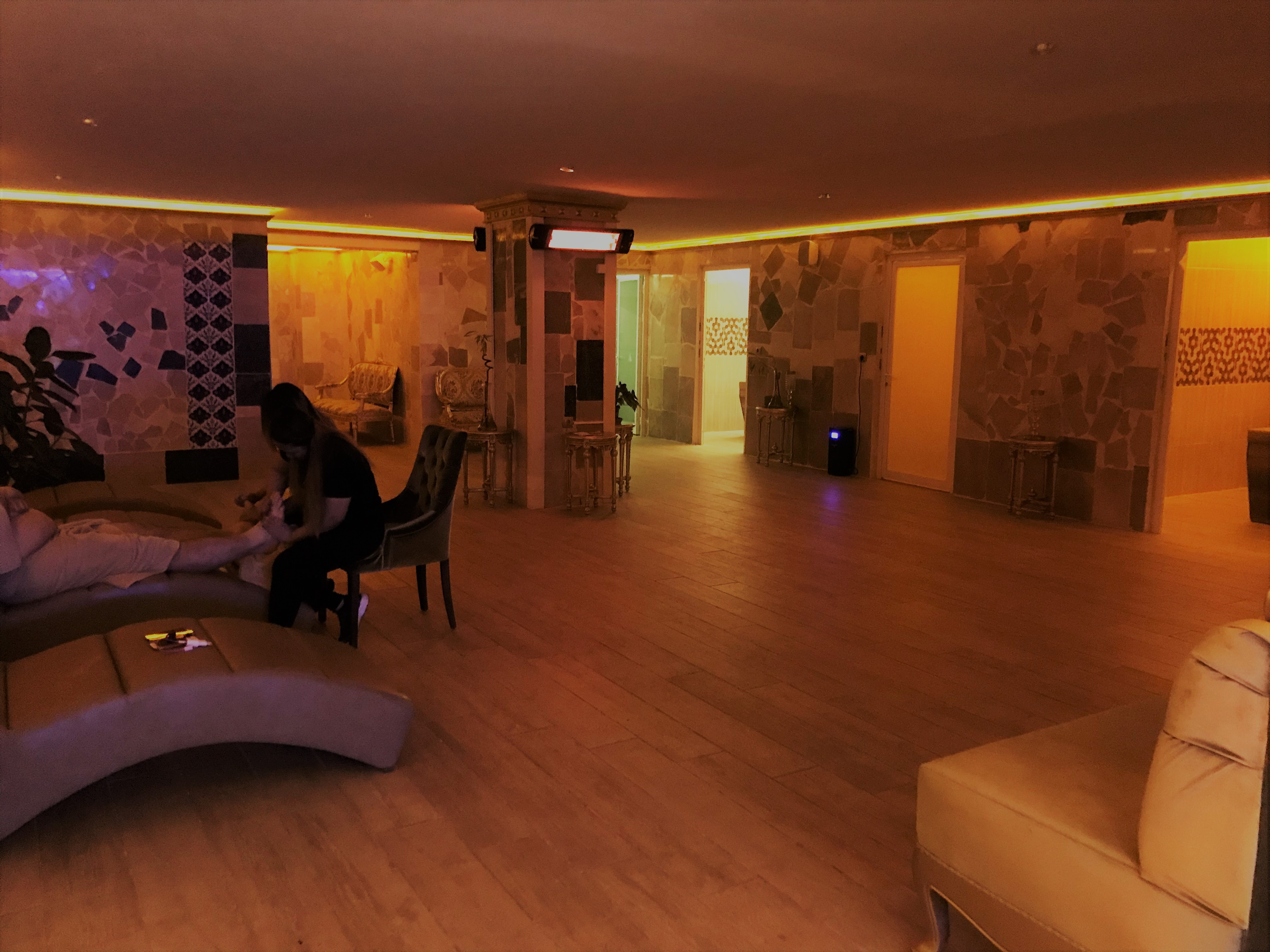 Alrazi Hotel