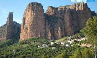 Apartamentos Turísticos Mallos de Huesca
