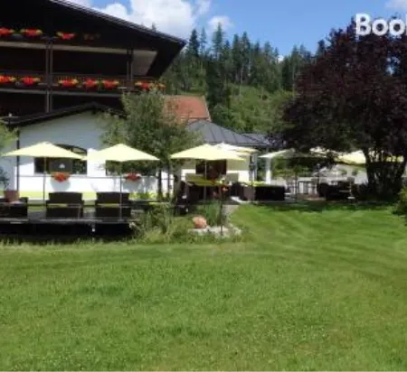 Landhotel GrünWies -Bonsai-Wellness Garni