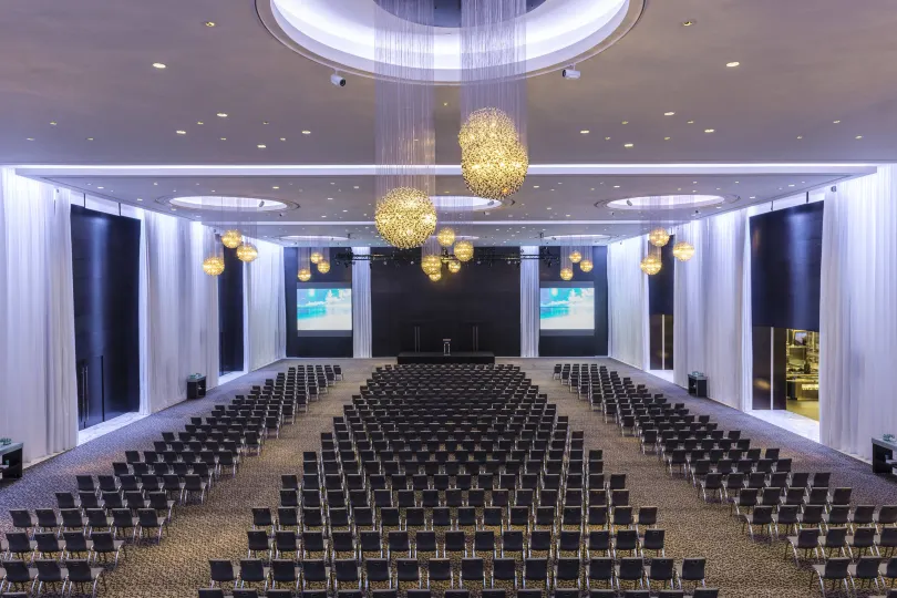 Le Méridien Dubai Hotel & Conference Centre