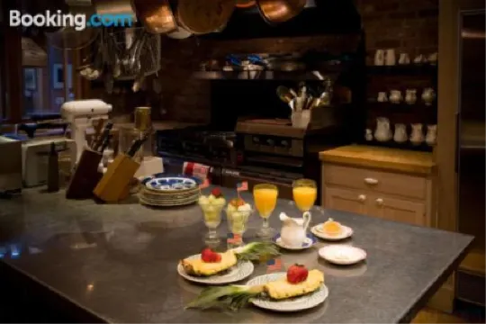 Stockbridge Country Inn