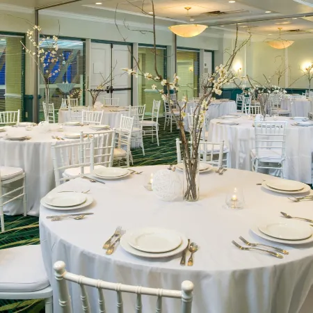 Holiday Inn VA BEACH-OCEANSIDE (21ST ST) by IHG