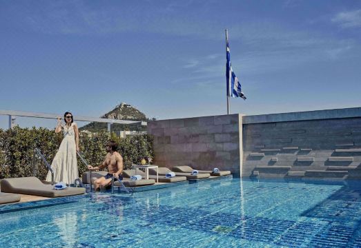 엘렉트라 메트로폴리스 룸 컨디션