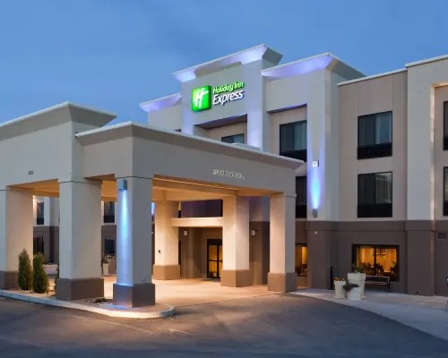 โรงแรม ฮอลิเดย์ อินน์ เอ็กซ์เพรส รอว์ลินส์ บาย IHG โรงแรมในรอว์ลินส์