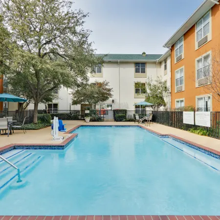 Candlewood Suites DALLAS MARKET CNTR-LOVE FIELD by IHG