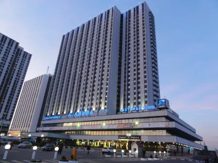 Альфа Измайлово Отели в г. Москва