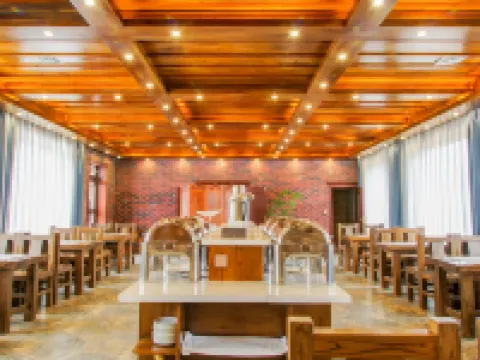 Tahe East Lake Garden Hotel Hotels in Tahe