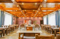 Tahe East Lake Garden Hotel Hotels in Tahe