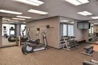 Fairfield Inn & Suites Farmington - Bãi đậu xe