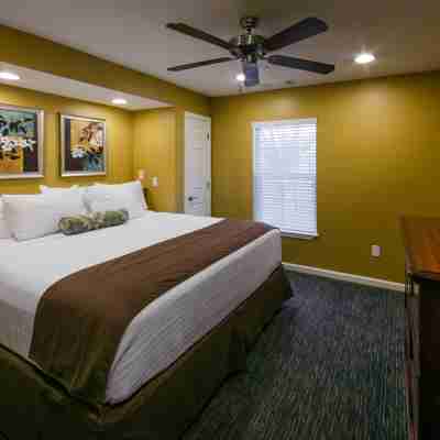 Holiday Inn Club Vacations Orlando Breeze Resort Rooms