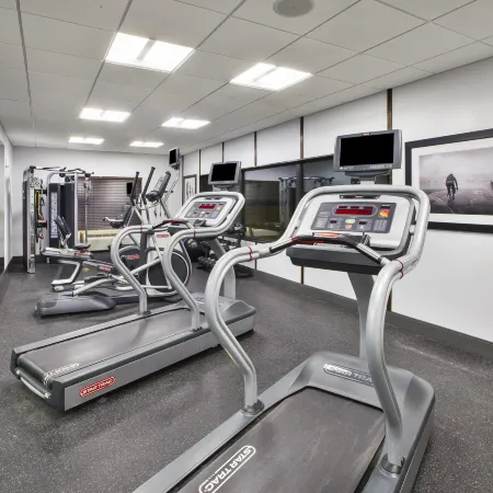 Holiday Inn Express & Suites WASHINGTON - MEADOW LANDS by IHG