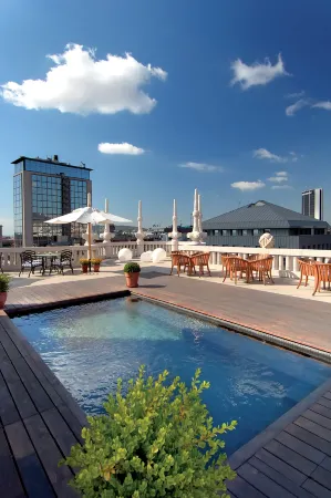 Hotel Casa Fuster G.L Monumento Отели рядом с достопримечательностью «Площадь Испании»