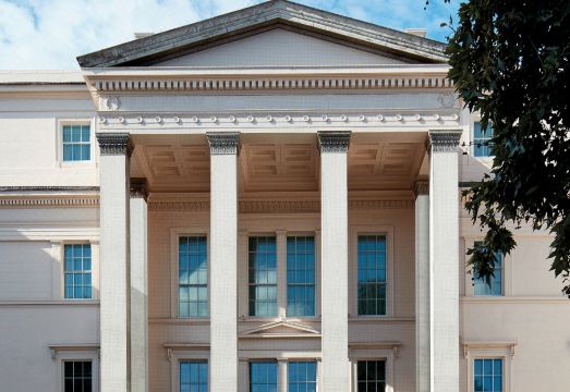 4. 더 레인즈버러..