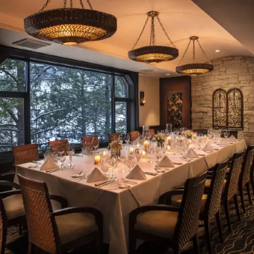 Everline Resort and Spa, Lake Tahoe