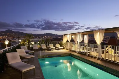 Hotel Gounod Fully Renovated