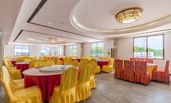 Jiatai Holiday Hotel