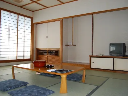 Gekko Onsen Kurheim Отели рядом со станцией JR Asaka-Nagamori station