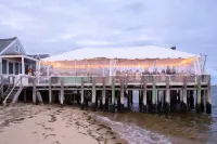 The Masthead Resort