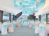 Le Meridien Bali Jimbaran Hotels near Rock bar