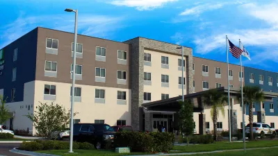 Holiday Inn Express & Suites JACKSONVILLE W - I295 AND I10 by IHG Hotels near Merrett Park