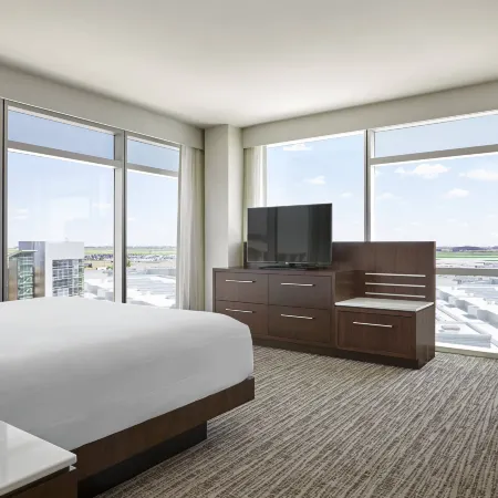 Calgary Airport Marriott In-Terminal Hotel