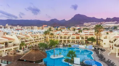 Royal Sunset Beach Club Hotels in der Nähe von San Eugenio Shopping Centre