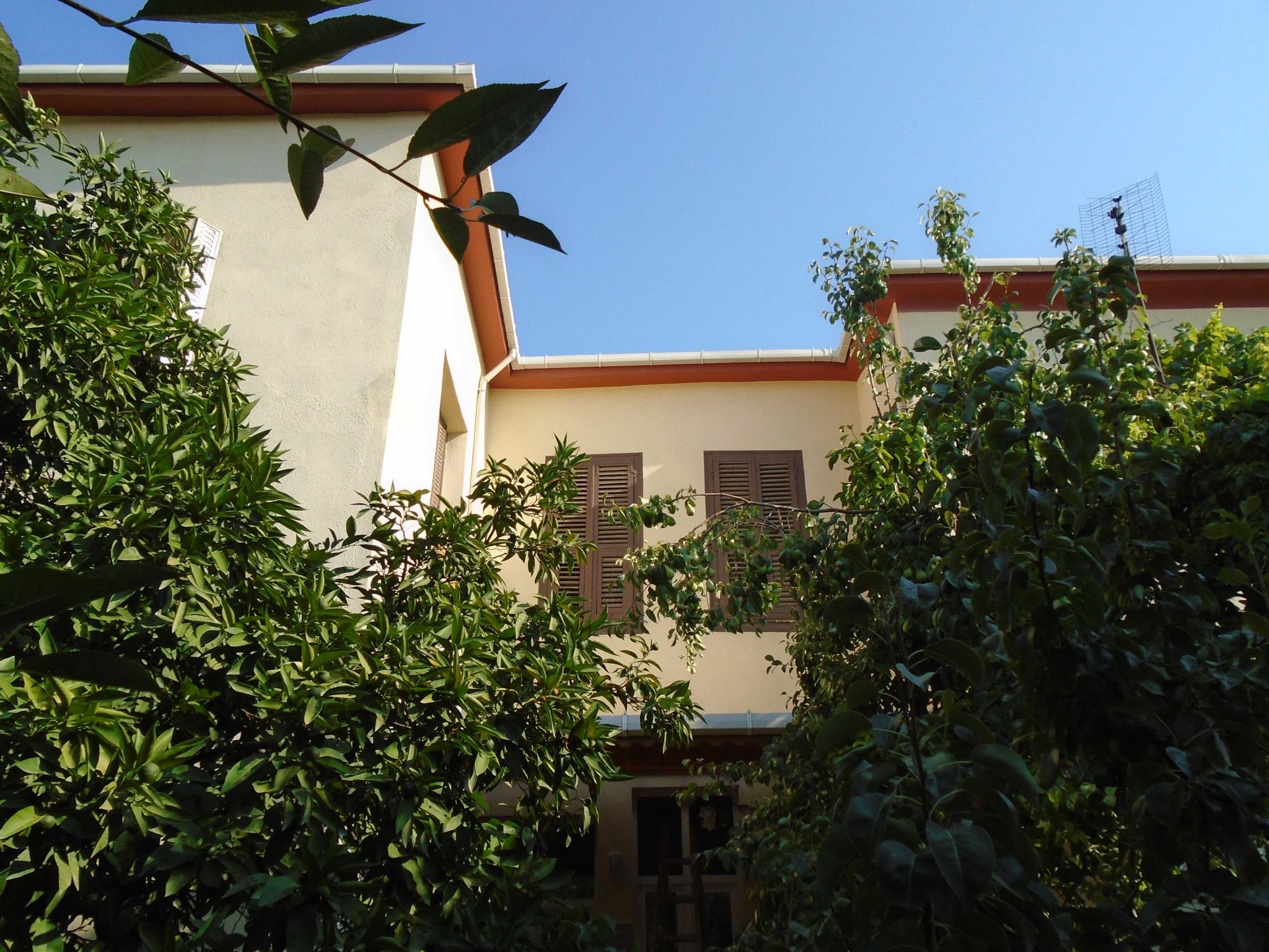 Lotus Garden Hostel Izmir