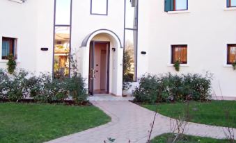 Cristallo - Housity
