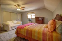 Dreamland II Bed and Breakfast Hotels in Northern Bruce Peninsula