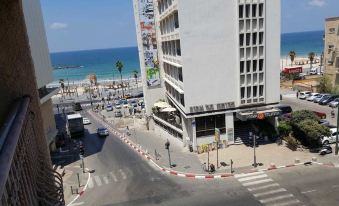 The Home Apartments Tel Aviv
