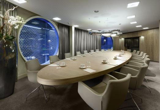 플레처 호텔 암스테르담 독특한 외관