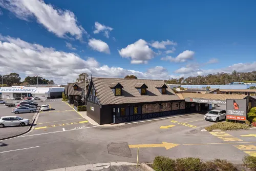 Olde Tudor Hotel Hotels in Longford