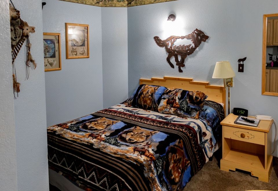 Elk Run Inn - Housity