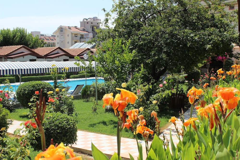 Hulusi Hotel