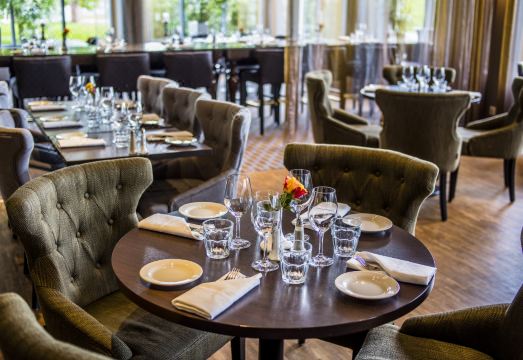 래디슨 블루 아란디아 호텔 실내 수영장