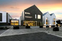 Edgbaston Park Hotel and Conference Centre  호텔