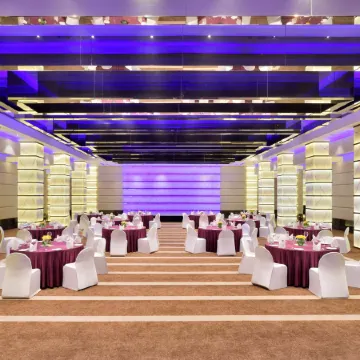 Radisson Blu Atria Bengaluru Отели рядом с достопримечательностью «Уб Города»