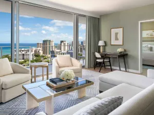 The Ritz-Carlton Residences, Waikiki Beach